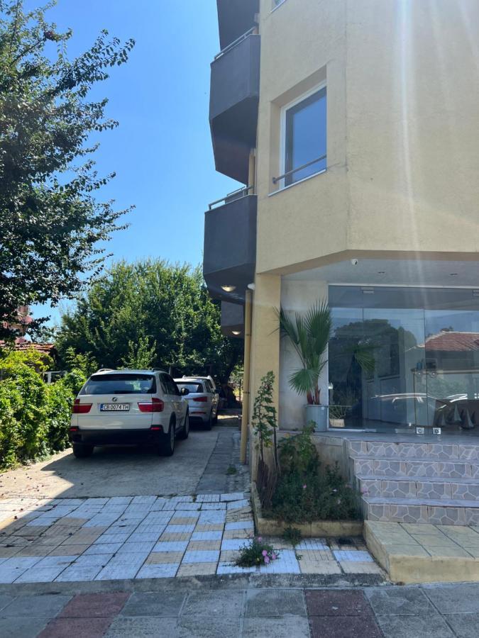 Satmar Hotel Lozenec Kültér fotó